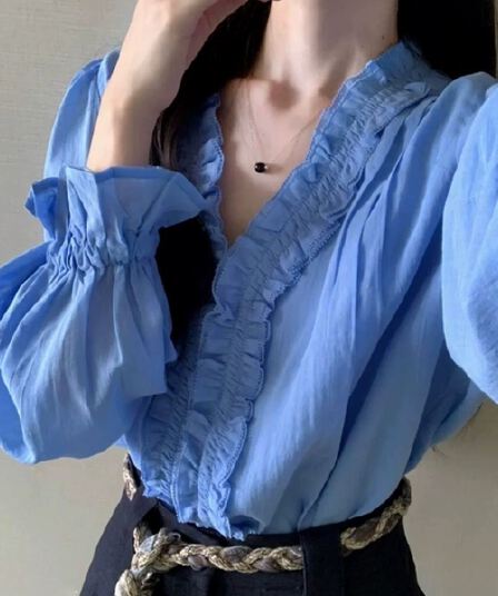 프랑스식 사소한 파란색 프릴 긴팔 여성 셔츠 가을 새로운 고급 센스 루즈핏 슬림해 보이는 나팔 소매 맨위