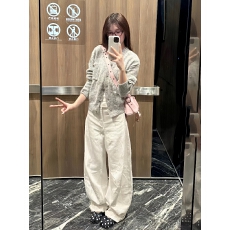 批发韩版穿搭小香风针织开衫毛衣女秋冬新款<b class='q'>显瘦</b>打底衫牛仔裤三件套潮