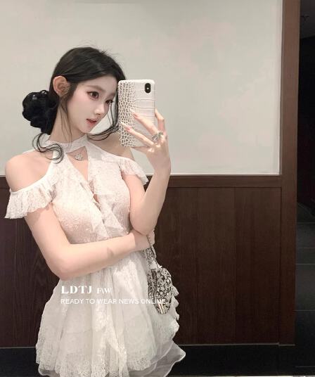 하얀 배 남자 슈퍼 무거운 작업 프랑스식 프릴 레이스 레이스업 행침 목 화이트 요정 가스 여성 드레스