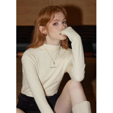 批发【多色】库恩玛维半高领长袖T恤女装2025秋冬新款<b class='q'>修身</b>显瘦打底衫