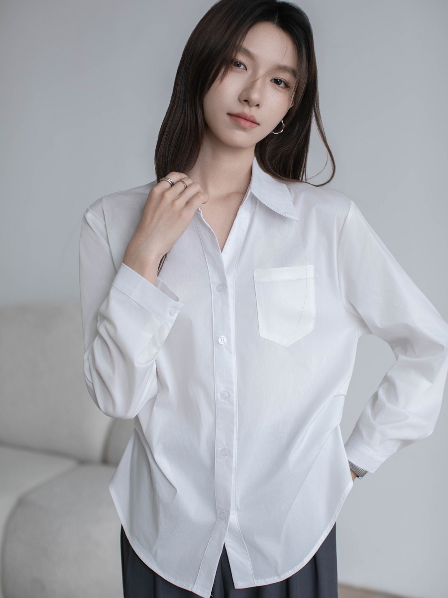 실사 2026 기초 섹션 화이트 명중 Pleat 여성 셔츠 봄 여름 루즈핏 캐주얼 긴팔 분위기 센스 맨위 셔츠 여성