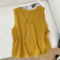批发2026春<b class='q'>夏</b>秋不对称V领针织马甲纽扣毛衣