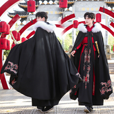 批发原创重工刺绣花斗篷汉服双面呢保暖加绒加大码可拆大毛领披风5815
