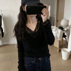 批发260克优可丝雪花 蕾丝拼接V领长袖T恤<b class='q'>女</b>2026春秋季内搭宽松上衣