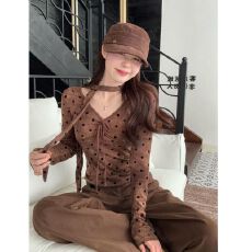 批发【羊毛绒】纯欲风蕾丝拼接长袖T恤女秋季甜美V领荷叶边系带上衣