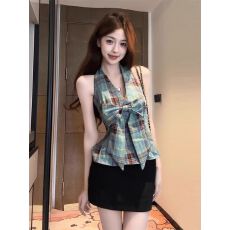 批发背心短款上衣<b class='q'>女</b>2026夏季新款法式蝴蝶结气质挂脖绑带露背吊带<b class='q'>背心</b>