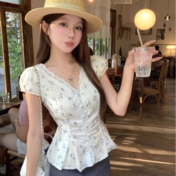 프랑스식 차 휴식 레이스 레이스 V넥 반팔 여성 셔츠 여름 달콤한 스타일 자수 꽃무늬 꼬집기 허리 슬림해 보이는 맨위