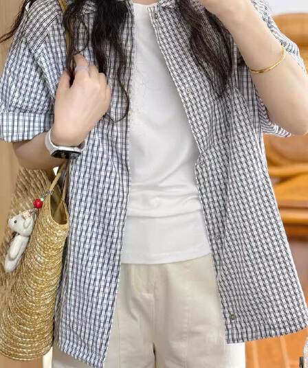 반팔 체크무늬 여성 셔츠 여름 2026 새로운 레트로 캐주얼 루즈핏 폴로 칼라 남자 여자 셔츠 반소매 맨위