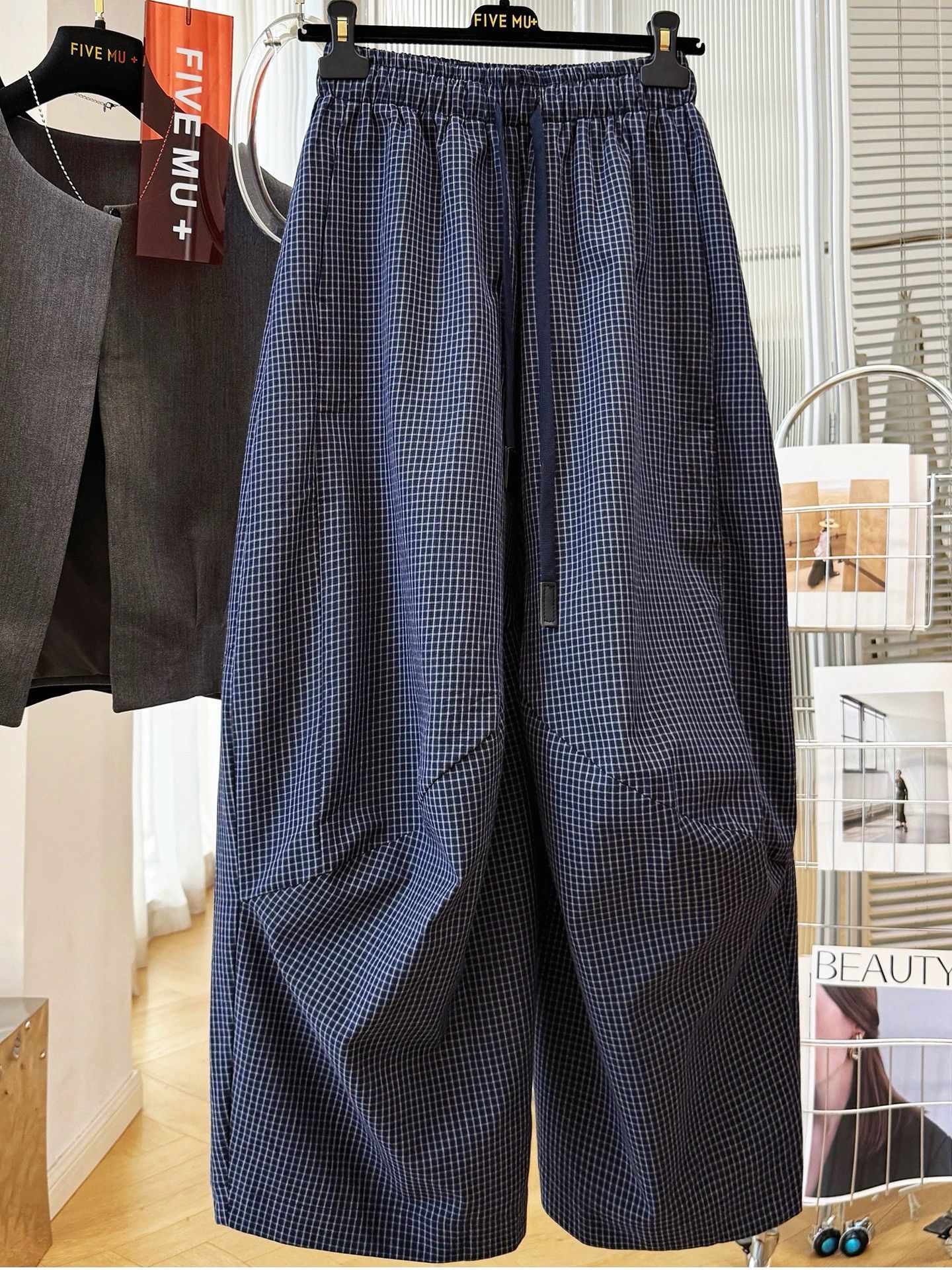 원본 원단 특별 빅 사이즈 200 kg 레트로 작은 격자 편안함 루즈핏 넓은 다리 캐주얼 바지 여성