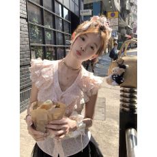 批发韩系蕾丝花边减龄上衣女2026春季流行单品<b class='q'>新款</b>上衣巨好看洋气上衣