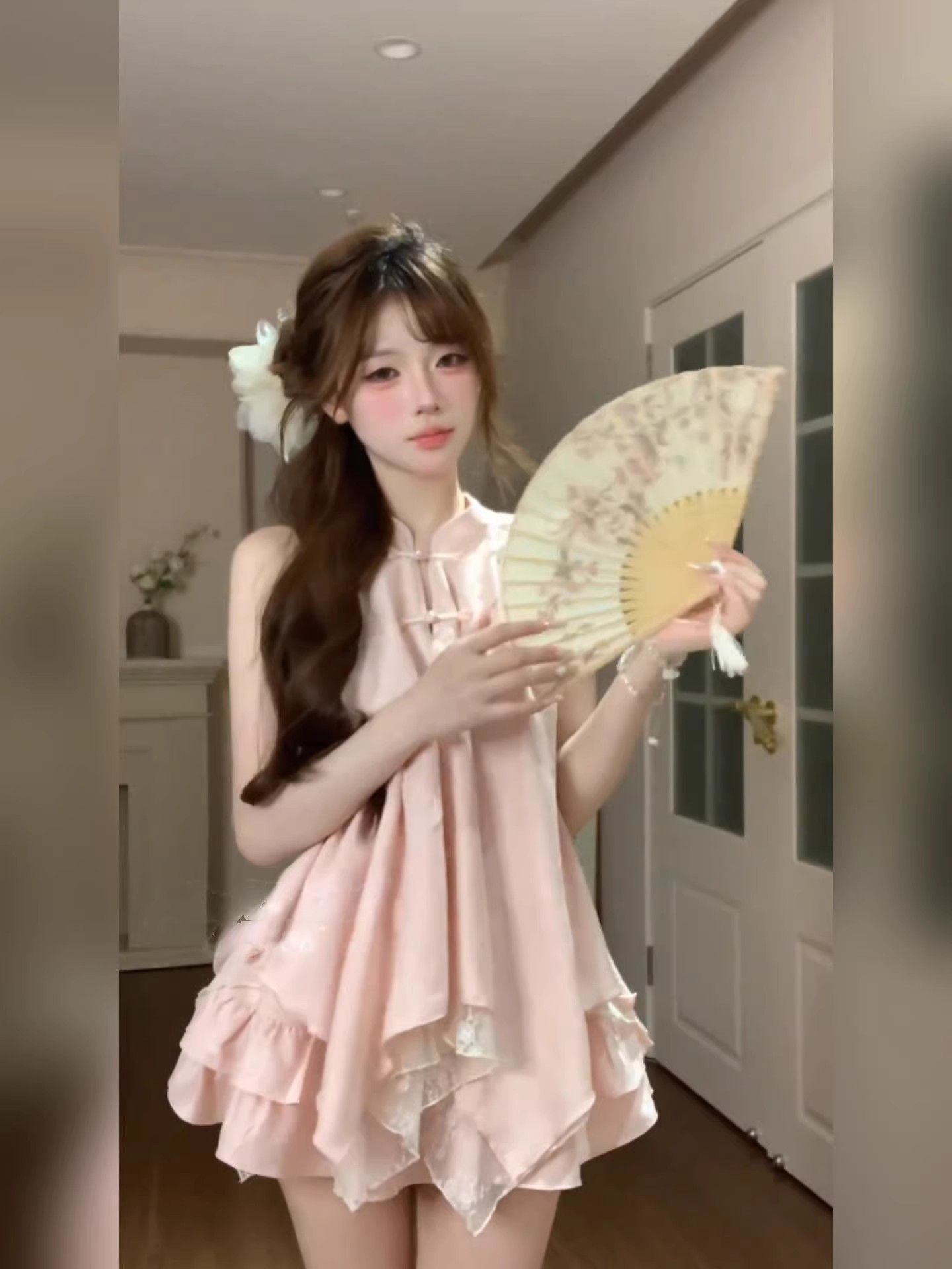 새로운 중식 세트 여성 여름 국풍 자이언트 잘 생긴 핑크색 불규칙 행침 목 맨위 케이크 하프 치마 전체 집합