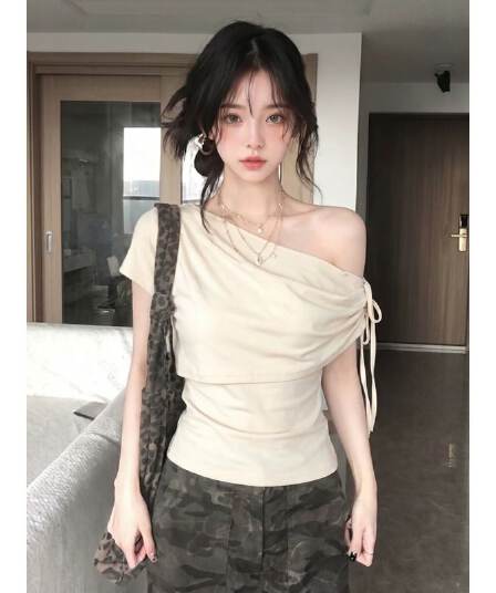 원본 것 페이크 레이어드 비스듬한 어깨 스트랩 반팔 티셔츠 여성 여름 오프숄더 핫걸 오프숄더 맨위