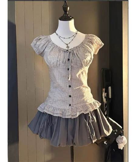 일본식 달콤함 체크무늬 광장 칼라 작은 셔츠 여성 여름 티셔츠 몸매 가꾸기 슬림해 보이는 작은 키 오프숄더 쇼트 스타일 순면 맨위