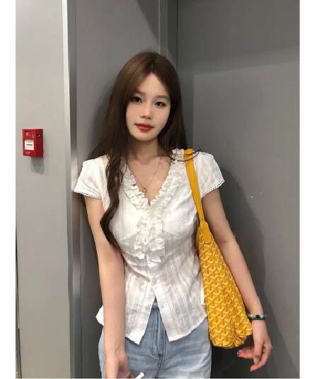 모래 워시 자카드 원단 프랑스식 프릴 반팔 여성 셔츠 여름 화이트 V넥 셔츠 허리 수축 맨위