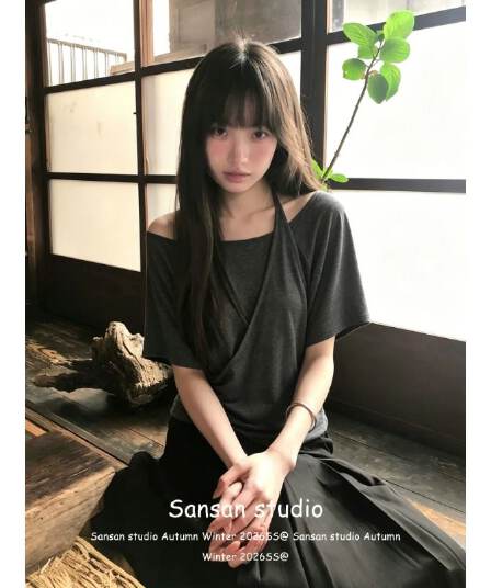 컬러 코튼 당겨 프레임 페이크 레이어드 반팔 여성 여름 오프숄더 배트윙 소매 티셔츠 슬림해 보이는 오프숄더 행침 목 맨위