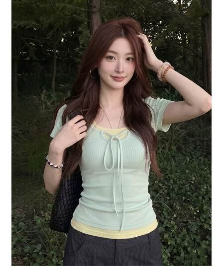 와 사고 방식 한 부서 박하 녹색 페이크 레이어드 광장 칼라 반팔 티셔츠 여성 여름 디자인 센스 핫걸 맨위