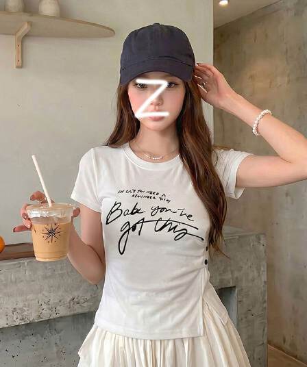 순면 알파벳 빅 사이즈 여성 의류 프린트 허리 수축 불규칙 반팔 슬림해 보이는 티셔츠 긍정적 인 어깨 의류 여름