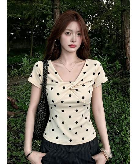 40 순면 리브 새로운 몸매 가꾸기 다용도 슬림해 보이는 도트 무늬 핫걸 긍정적 인 어깨 잘 생긴 맨위
