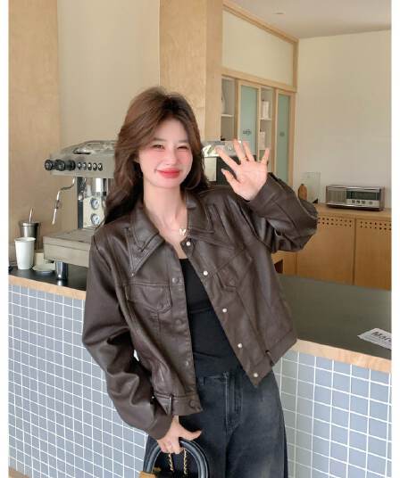 레트로 오토바이 바람 이중층 폴로 칼라 쇼트 스타일 가죽 재킷 여성 2026 가을 새로운 품격 작은 키 가죽 자켓 재킷