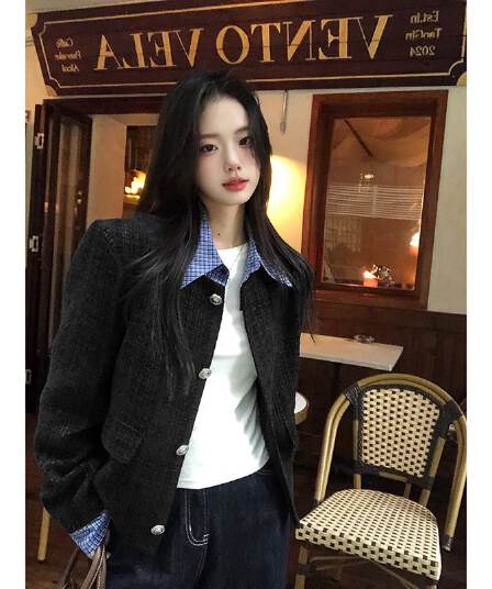 고급 센스 검정색 작은 샤넬 스타일 여성 코트 얇은 스타일 2026 봄 새로운 패치워크 배색 폴로 칼라 쇼트 스타일 맨위