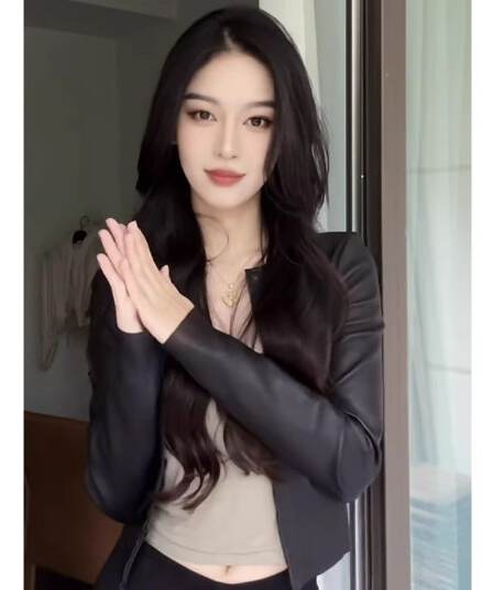 2026 년 가을 새로운 한국 스타일 고급 센스 패션 짧은 여성 코트 작은 대중 디자인 센스 슬림해 보이는 다용도 작은 가죽 재킷