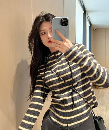 원본 토끼털 플러시 스트라이프 긴팔 후드 지퍼 후드티 여성 코트 가을 몸매 가꾸기 오픈 가디건 맨위