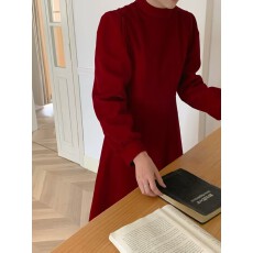 批发实拍大码赫本风内搭丝绒连衣裙女<b class='q'>秋</b>冬胖mm收腰遮胯显瘦礼服小黑裙