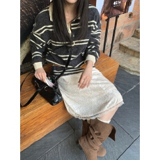 批发高级感气质丝绒蕾丝拼接a字<b class='q'>半身</b>裙女冬季中长款<b class='q'>包臀</b>裙