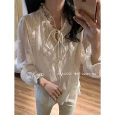 批发新款早春款设计感重工串珠花朵领<b class='q'>蕾丝</b>衫上衣