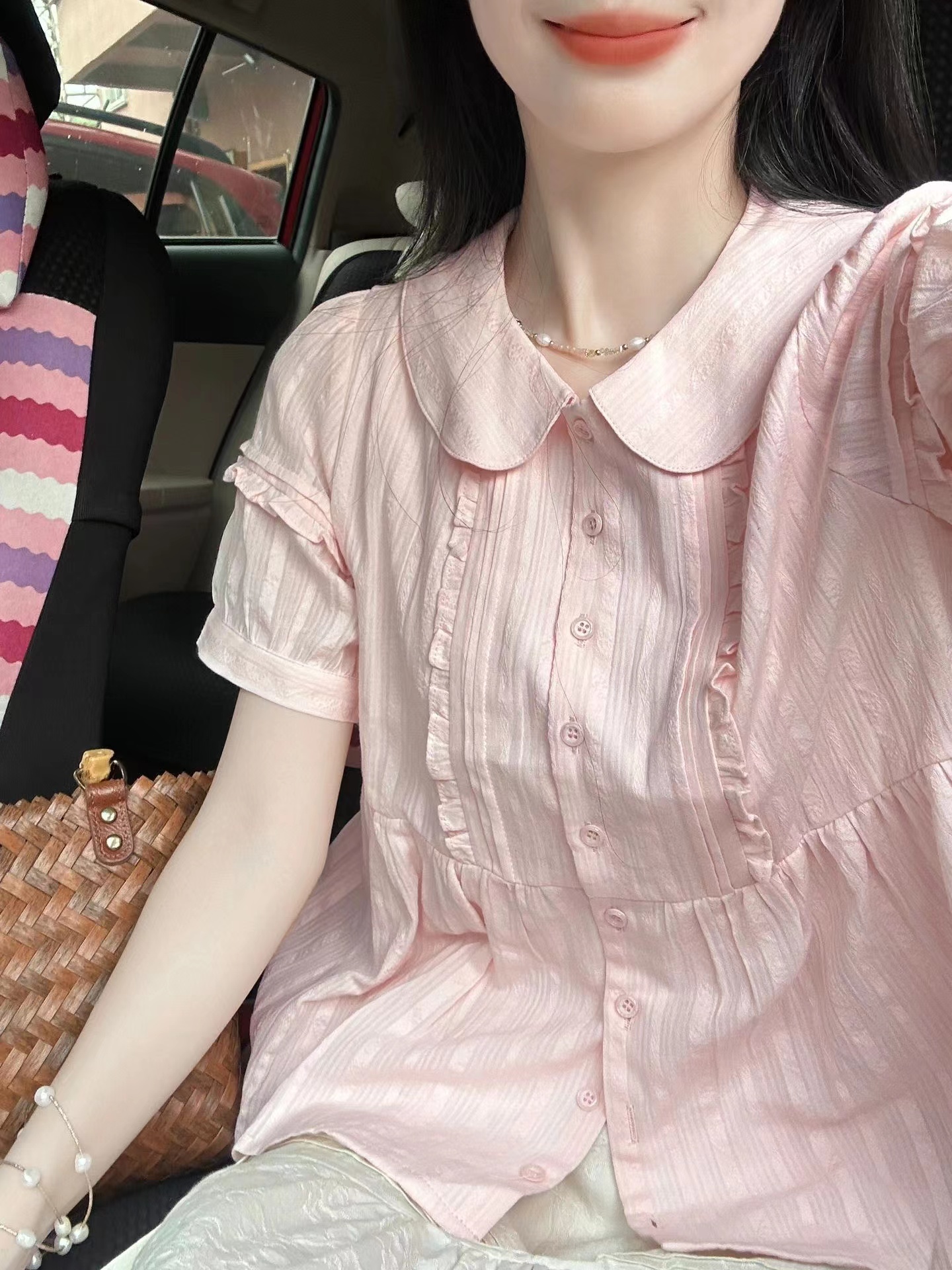 새로운 프랑스식 레트로 베이비 칼라 반팔 플리츠 셔츠