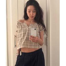 批发东大门复古美拉德风格纹短款衬衫