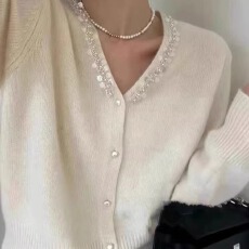 批发法式高级感小香风别致毛衣外套女新款白色气质软糯水貂绒<b class='q'>针织</b>开<b class='q'>衫</b>