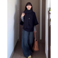 批发韩系高领毛衣女秋冬穿搭围巾斗篷针织衫<b class='q'>牛仔</b>裤宽松休闲慵懒风套装