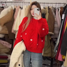 批发复古小众重工麻花编织爱心提花毛衣女2025冬季新款加厚保暖<b class='q'>针织衫</b>