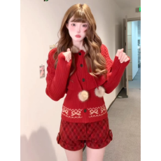 批发本命年圣诞红色甜美毛绒连帽斗篷绞花开衫女秋冬氛围感新年穿搭女