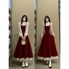 批发实拍~ 设计感复古花边超好看<b class='q'>假两件</b>显瘦过年圣诞红色<b class='q'>连衣裙</b>