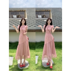 批发实拍  ~ 新中式晕染爱心刺绣改良版<b class='q'>旗袍</b>假两件拼接显瘦连衣裙