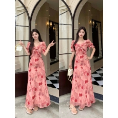 批发实拍  ~ 温婉甜美荷叶边显瘦优雅<b class='q'>特</b>调玫瑰印花中长款连衣裙