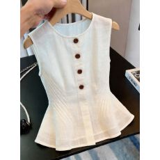 批发韩系高级感轻奢风白色无袖上衣女2026春季<b class='q'>新款</b>单排扣收腰显瘦百搭