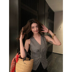 批发龍喜儿 醋酸天丝黑白格马甲女V领无袖设计感薄款上衣气质显瘦<b class='q'>背心</b>