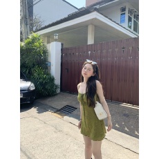 批发度假风<b class='q'>提花</b>吊带<b class='q'>连衣裙</b>