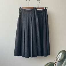 批发2026春装韩系波点毛呢百褶半身<b class='q'>裙</b>女 冬季气质百搭高腰A字<b class='q'>伞</b><b class='q'>裙</b>