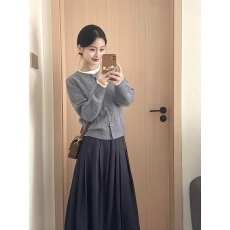批发灰色<b class='q'>甜美</b>风蝴蝶结麻花长袖外套女秋季新款休闲宽松显瘦针织上衣女