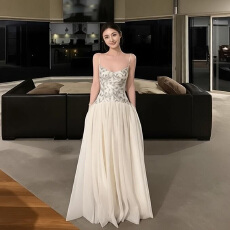 批发板栗可可Bankelili中古秀场Jennie同款天丝收腰网纱鱼骨礼服裙