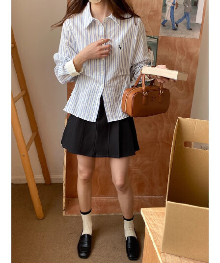 배색 패치워크 셔츠 프랑스식 우아함 자수 장식 폴로 칼라 만나는 작은 셔츠 맨위 긴팔 셔츠 스트라이프 셔츠