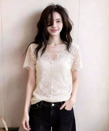 프랑스식 낭만주의 바람 화이트 레이스 맨위 여성용 짧은 소매 디자인 센스 다용도 세련된 패션 2026 년 여름 새로운