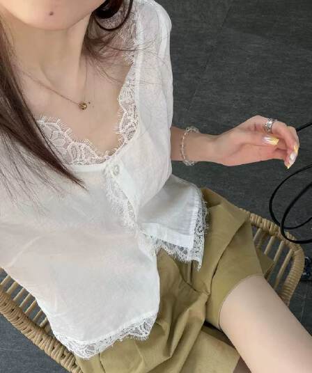 oker 주간 실크 아마 맨위 여성 여름 새로운 레이스 조각 라미 화이트 V넥 작은 셔츠 반팔 여성 셔츠