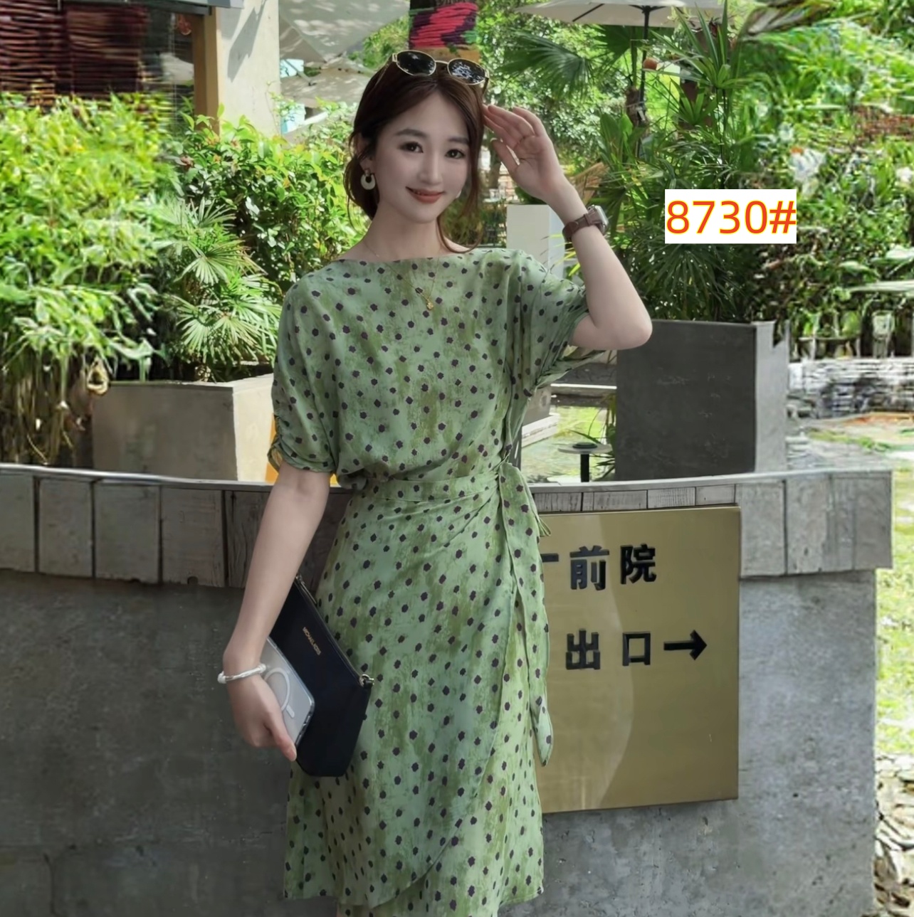 2026 새로운 여름 슬림해 보이는 프랑스식 낭만주의 미니멀리즘 출퇴근 여행 휴가 착용 가져 가라. 드레스