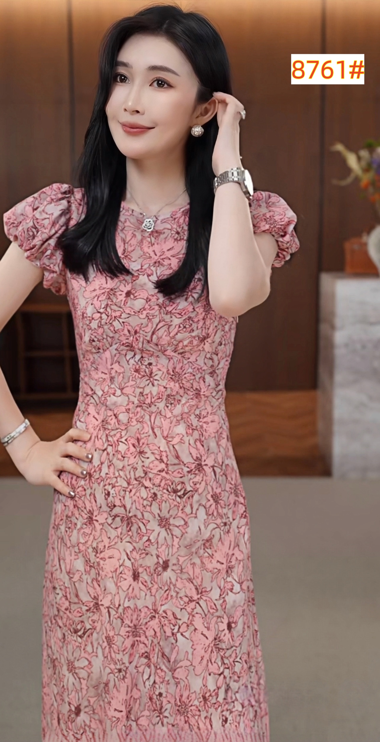 녹색 치자 나무 여름 새로운 패션 다용도 연령 감소 품격 비스듬한 자르다 꽃무늬 허리 수축 드레스