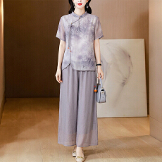 批发新中式妈妈夏装套装2026新款<b class='q'>中老年女装</b>夏季短袖端庄大气雪纺上衣